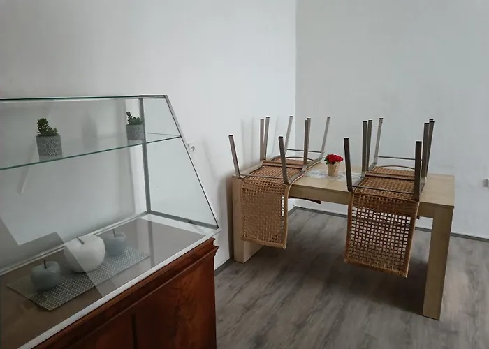 Apartment 6 *
